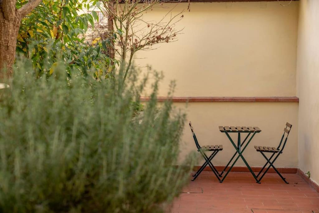 Ferienwohnung Raffinato Trilocale San Frediano Florenz Exterior foto