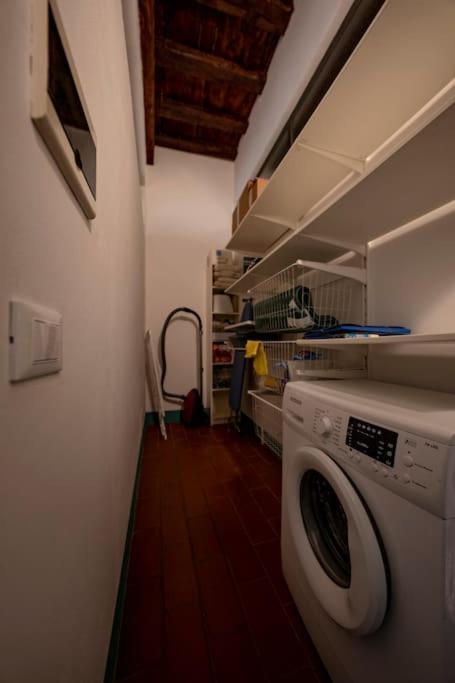 Ferienwohnung Raffinato Trilocale San Frediano Florenz Exterior foto
